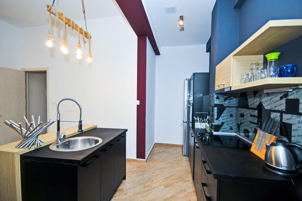 Sea Breeze Lux Apartments Budva Luaran gambar