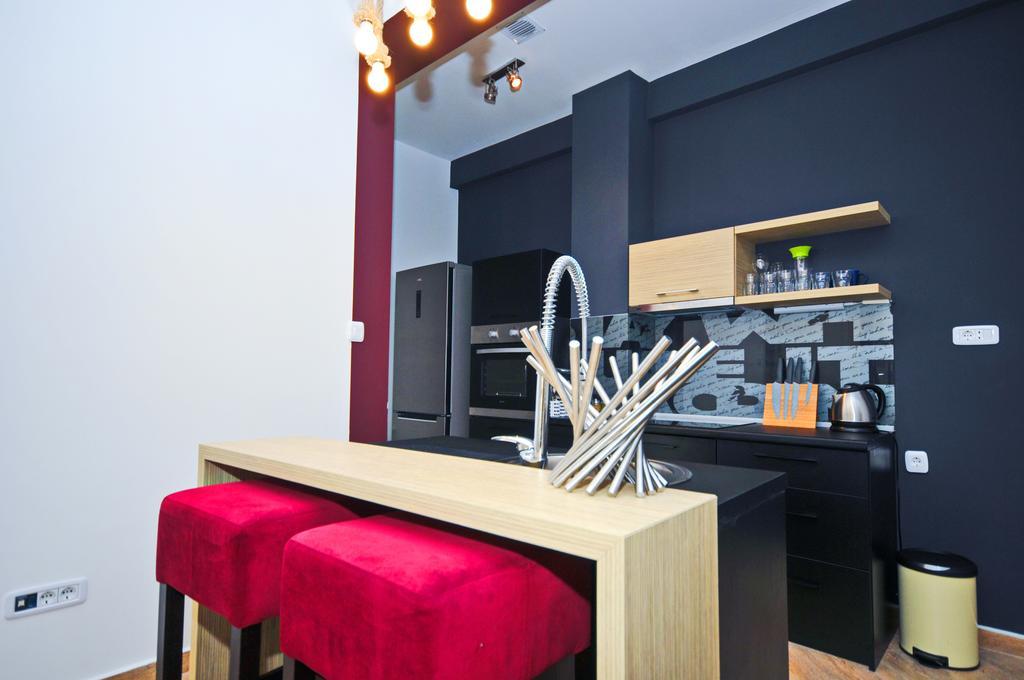 Sea Breeze Lux Apartments Budva Luaran gambar