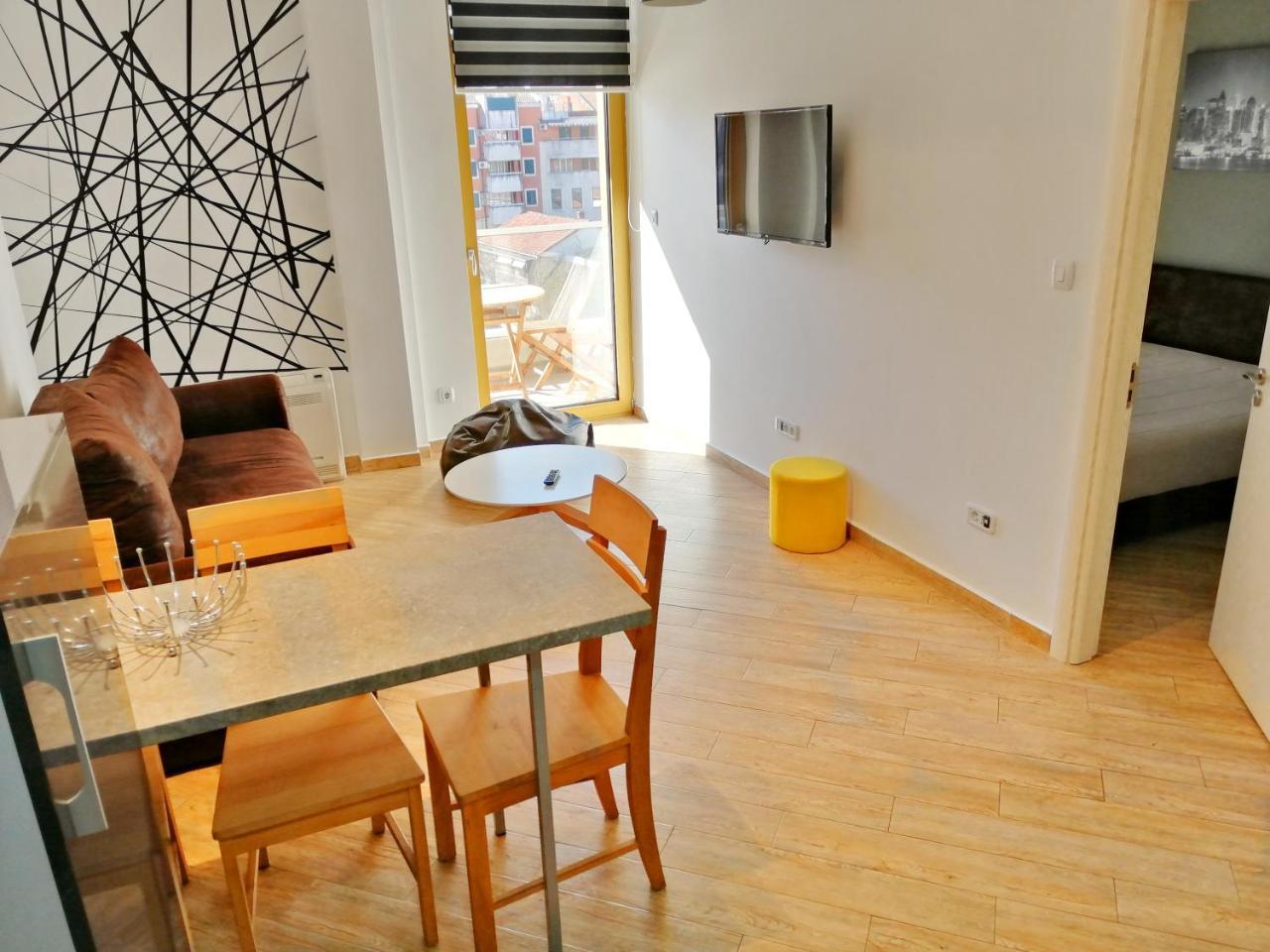 Sea Breeze Lux Apartments Budva Luaran gambar