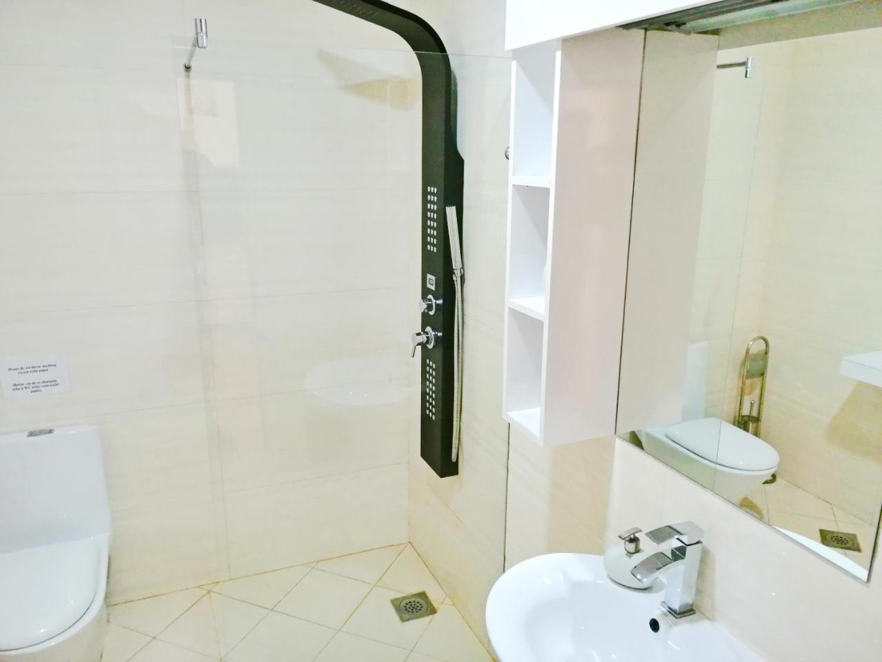 Sea Breeze Lux Apartments Budva Luaran gambar