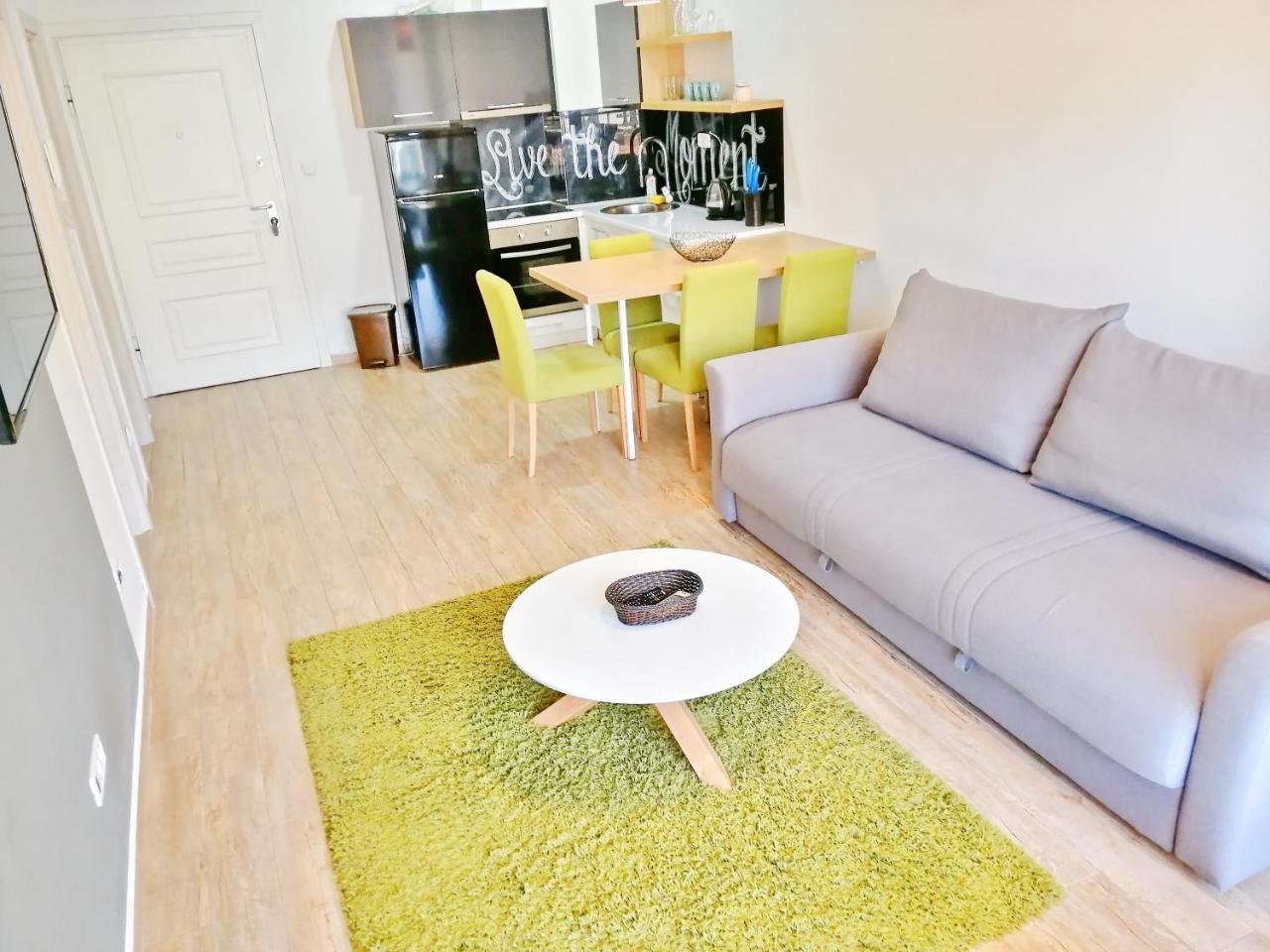 Sea Breeze Lux Apartments Budva Luaran gambar